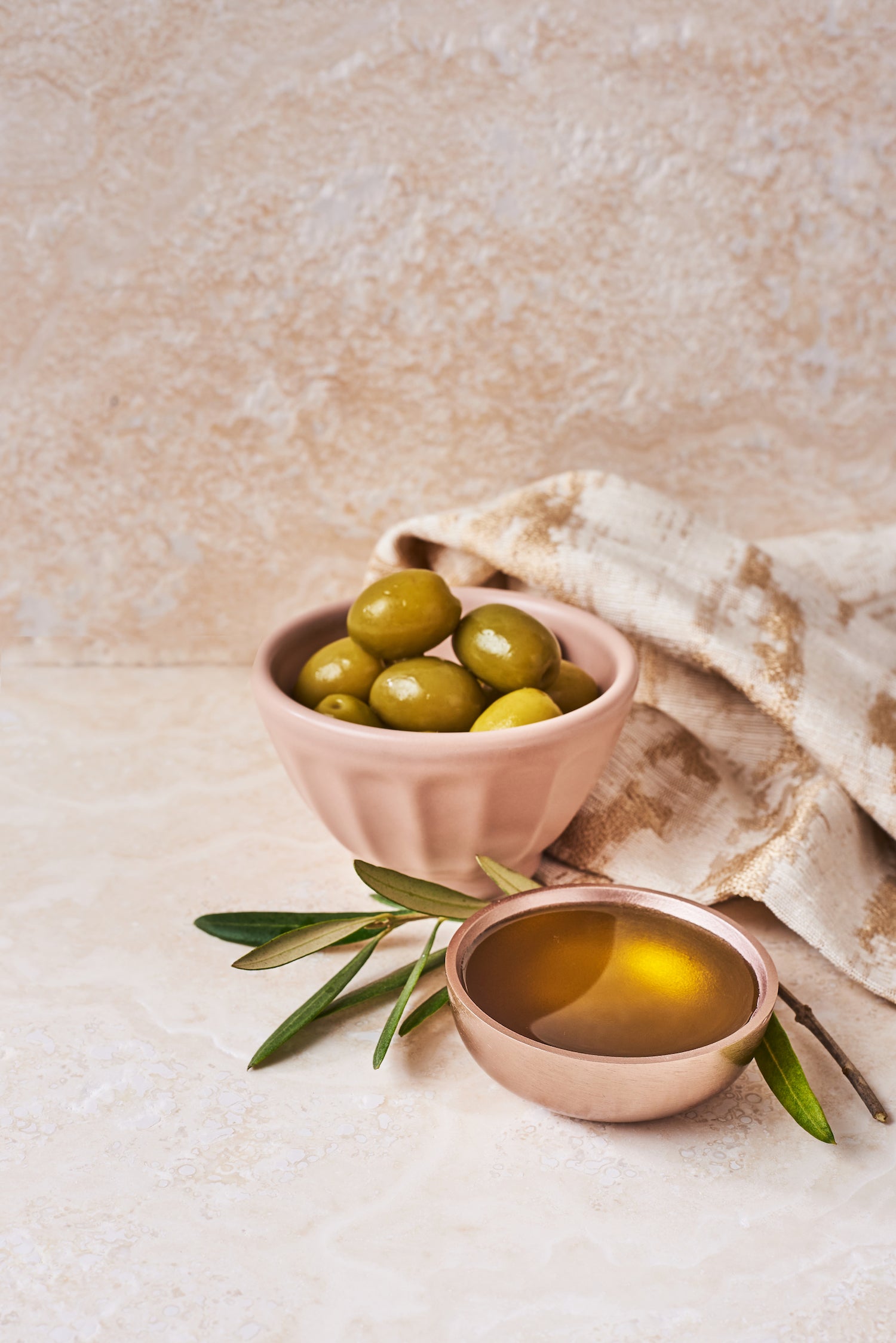 The Symbolism of Olives in New Year's Traditions OLIVO AMIGO