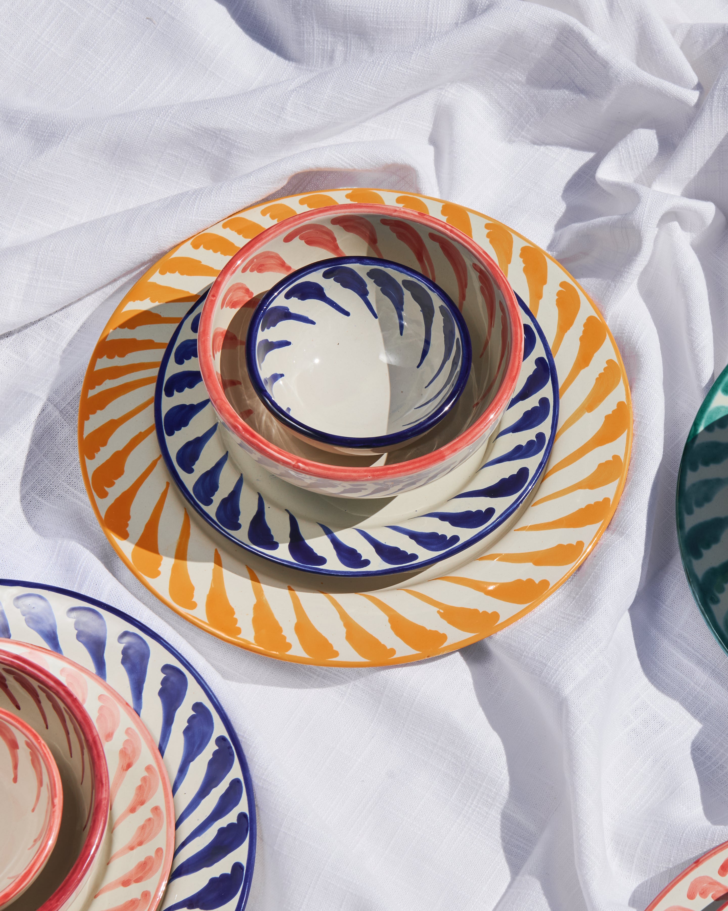 Handmade vs. MassProduced Ceramics OLIVO AMIGO